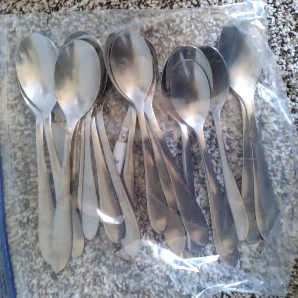 Assorted silverware - Picture 3 of 3